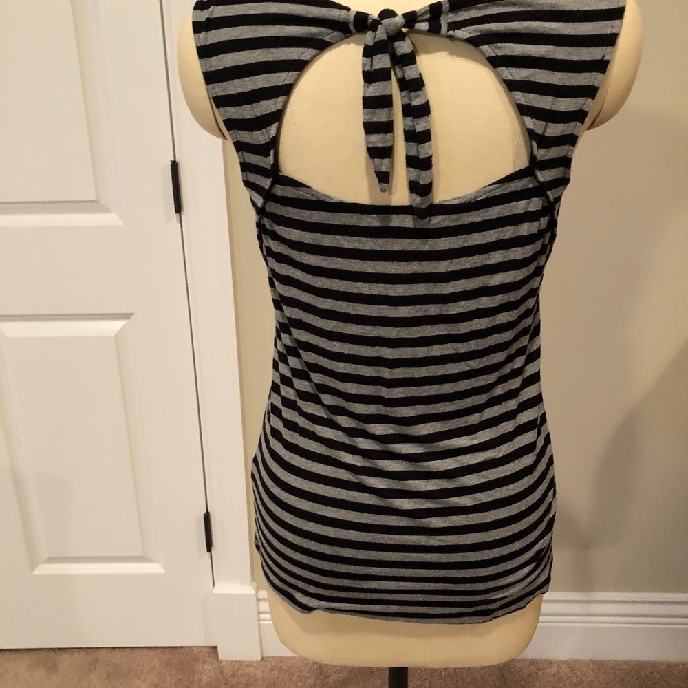Cable & Gauge Grey/Black Stripe Top- Small